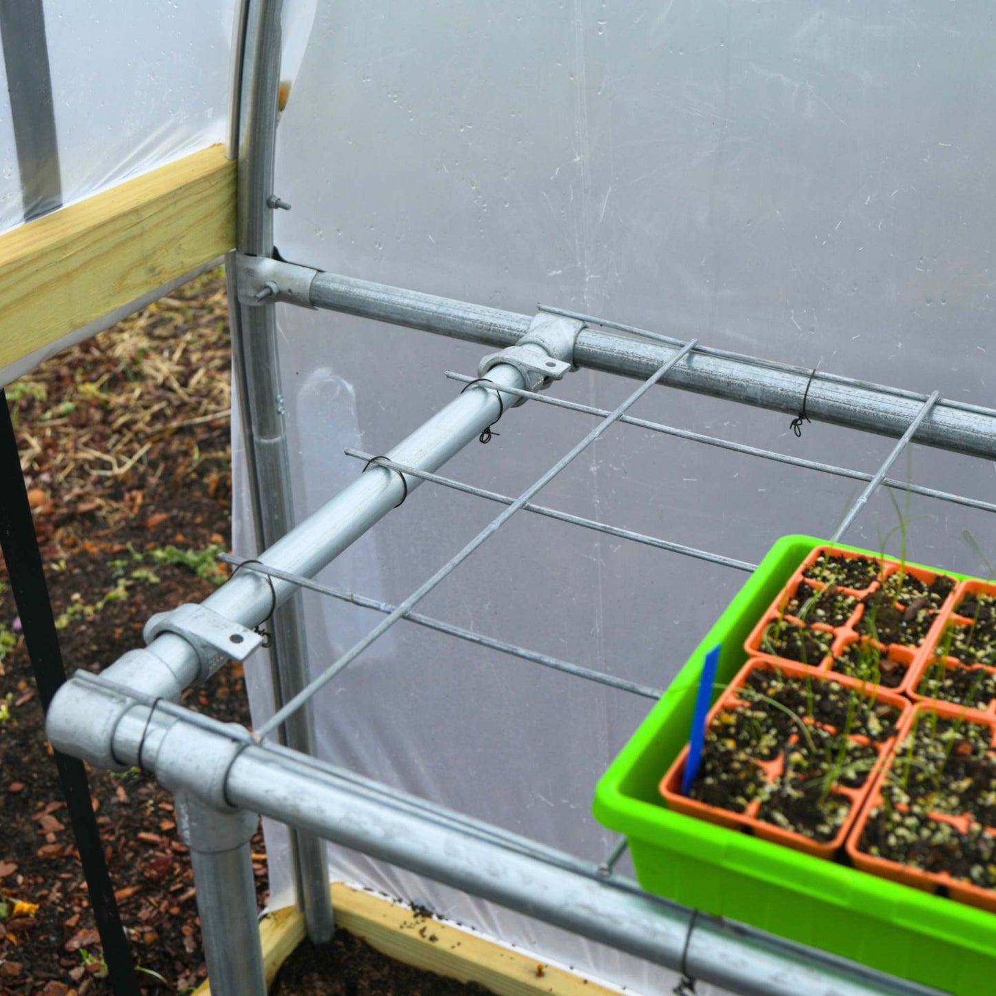 DIY Foldable Potting Bench